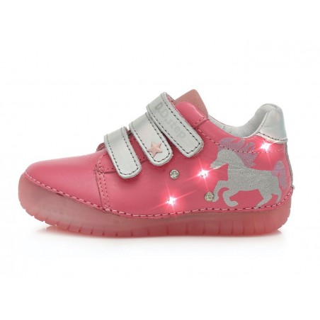 Rožiniai LED batai 31-36 d. 050272BL
