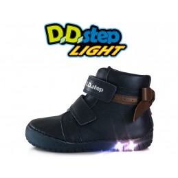 Mėlyni LED batai 31-36 d....
